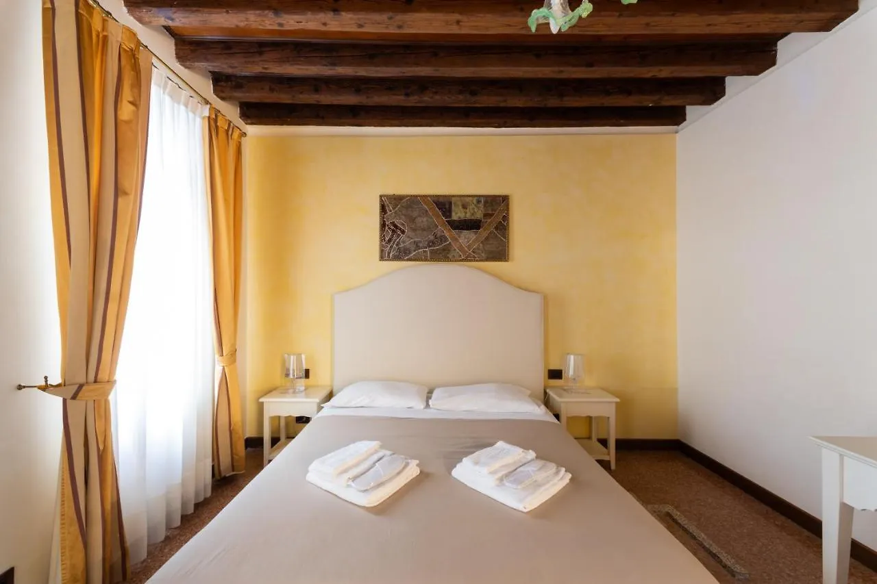 Appartamento Ve-Nice Suite San Marco C4439 Venezia