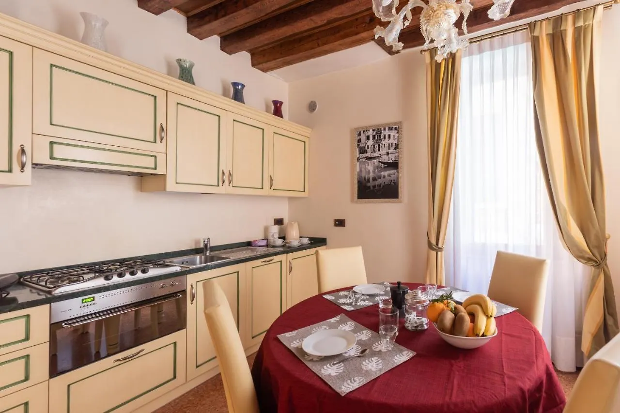 Appartamento Ve-Nice Suite San Marco C4439 Venezia Italia